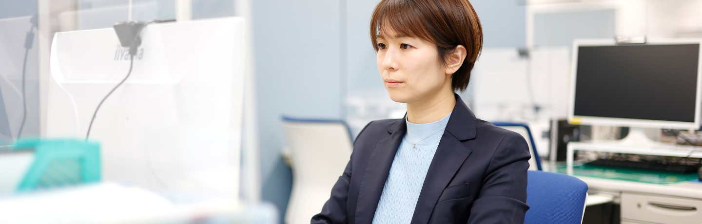 本社 資材統括室 資材統括部 資材管理G 原嶋 綾